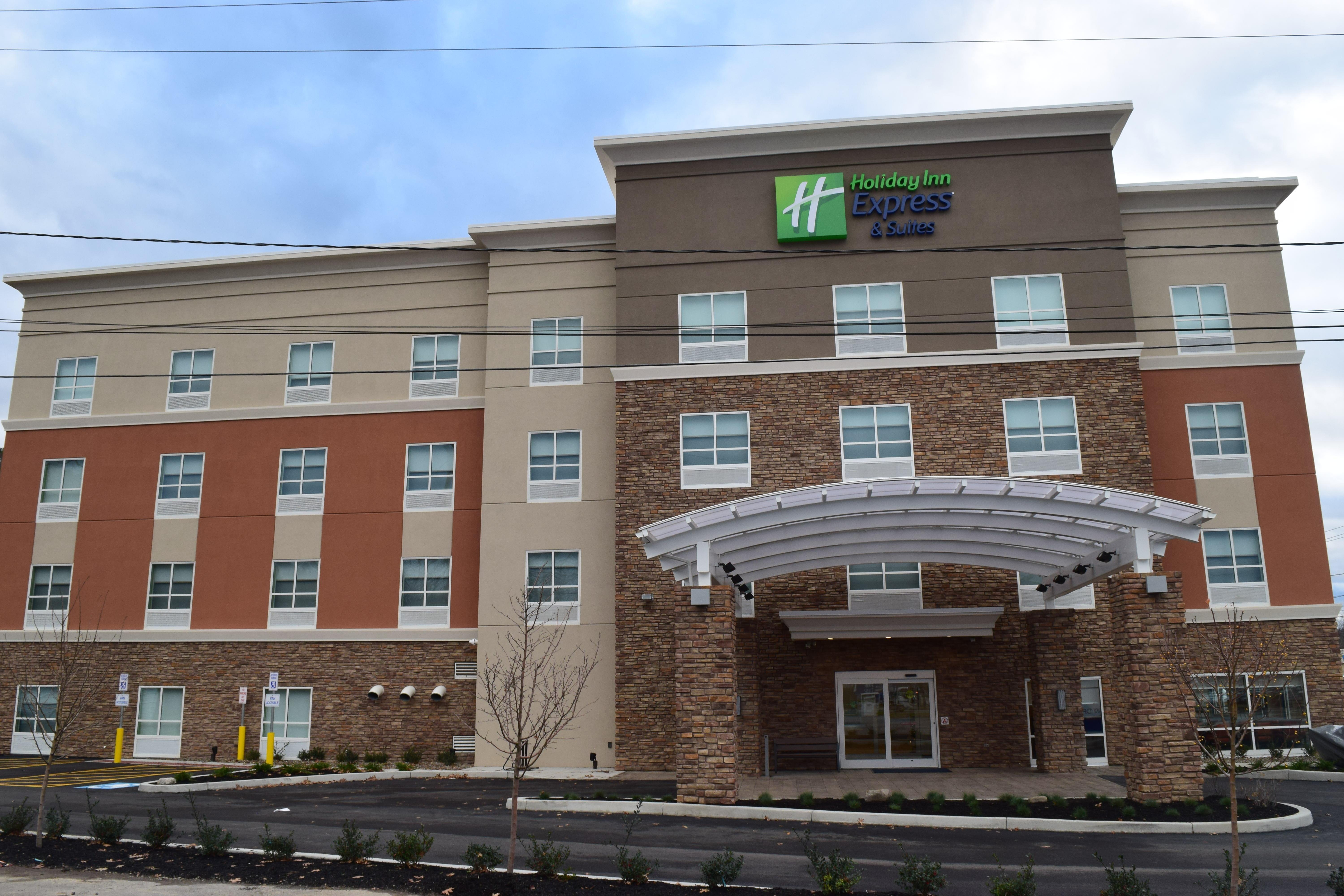 Holiday Inn Express & Suites Ithaca By Ihg Ngoại thất bức ảnh