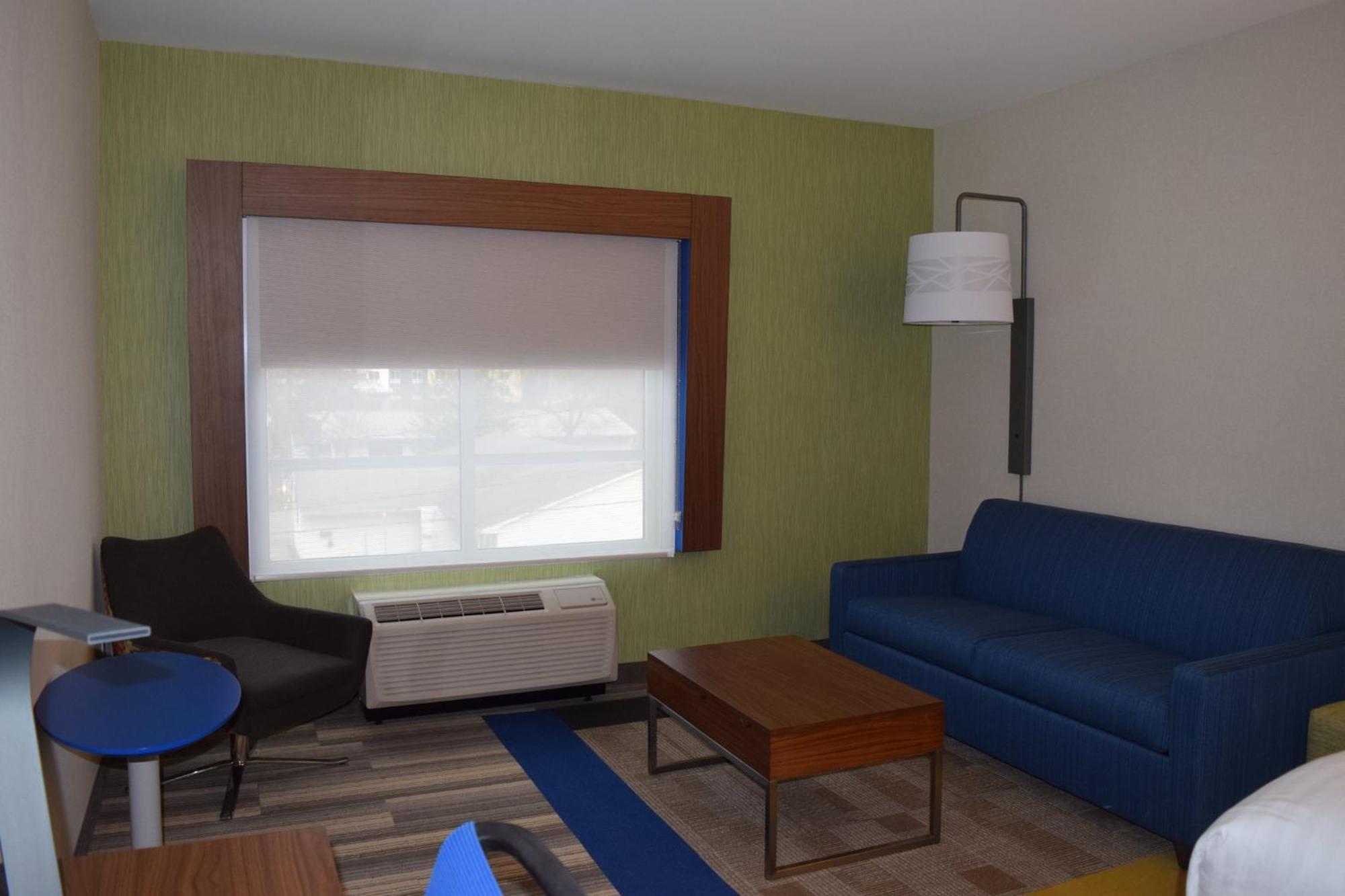 Holiday Inn Express & Suites Ithaca By Ihg Ngoại thất bức ảnh